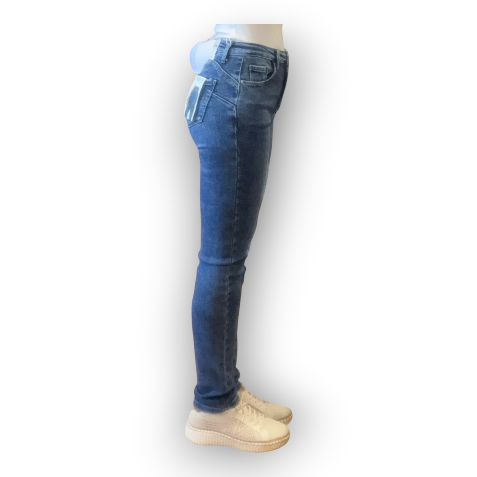 Horszi középkék színű, szűk szárú, alakformáló push-up női farmernadrág oldalnézetből, pamutkeverék anyagból.