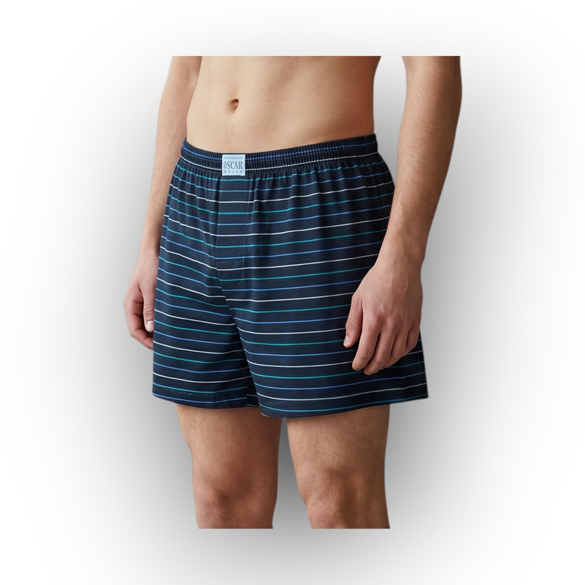 Horszi férfi bőszárú pamut boxer sötétkék színben, vízszintes csíkos mintával, kényelmes rugalmas derékrésszel.